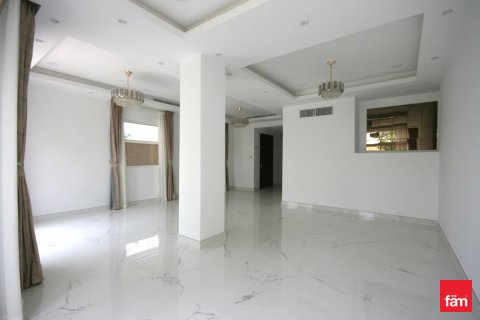 Villa en Dubai, 2 dormitorios, 252.5 m², № 114335 - foto 2
