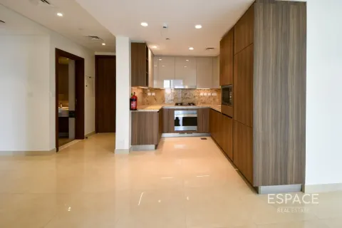 Apartment in IMPERIAL AVENUE in Downtown Dubai (Downtown Burj Dubai), Dubai 2 bedrooms, 139 sq.m. № 123041 - photo 4