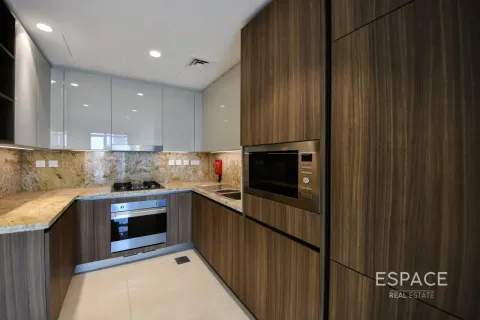 Apartment in IMPERIAL AVENUE in Downtown Dubai (Downtown Burj Dubai), Dubai 2 bedrooms, 139 sq.m. № 123041 - photo 5
