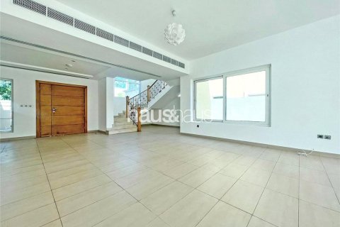 Villa en Jumeirah Park, Dubai, 4 dormitorios, 384 m², № 44534 - foto 13