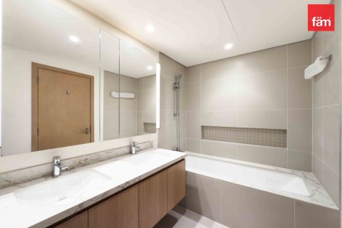 Apartment in Dubai 3 bedrooms, 150.5 sq.m. № 94952 - photo 16