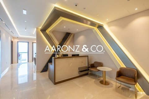 Снять в аренду офис в Даунтаун Дубай (Даунтаун Бурдж Дубай), Дубай: 329м², № 92208 - фото 6