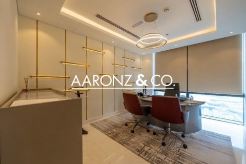 Снять в аренду офис в Даунтаун Дубай (Даунтаун Бурдж Дубай), Дубай: 329м², № 92208 - фото 9