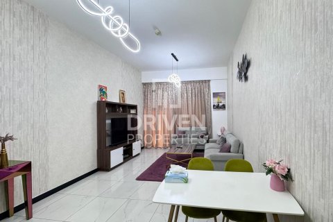 Apartamento en Jumeirah Village Circle, Dubai, 1 dormitorio, 77 m², № 19282 - foto 2