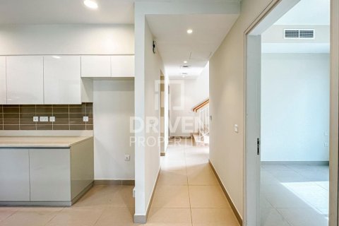 Townhouse in Maple at Dubai Hills Estate, Dubai Hills Estate, Dubai 4 bedrooms, 230 sq.m. № 19279 - photo 11
