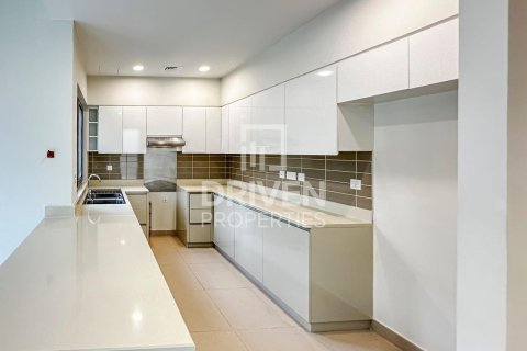 Townhouse in Maple at Dubai Hills Estate, Dubai Hills Estate, Dubai 4 bedrooms, 230 sq.m. № 19279 - photo 10