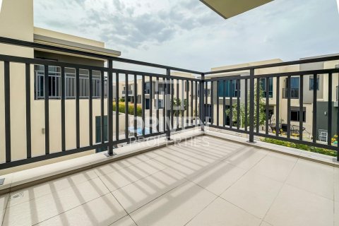 Townhouse in Maple at Dubai Hills Estate, Dubai Hills Estate, Dubai 4 bedrooms, 230 sq.m. № 19279 - photo 2