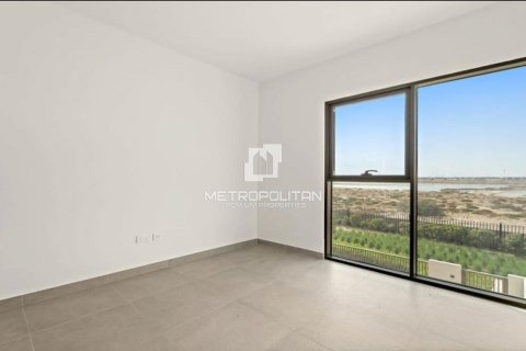 Снять в аренду виллу в Villanova, Dubai Land, Дубай: 3 спальни, 167м², № 74289 - фото 4