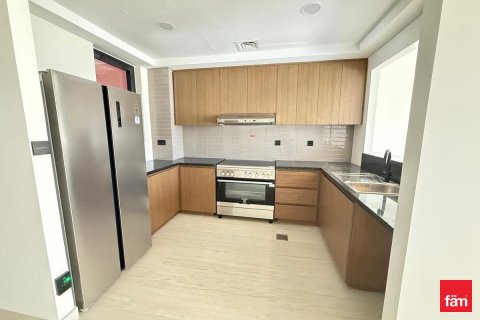 Townhouse in Dubai 4 bedrooms, 144 sq.m. № 111922 - photo 8