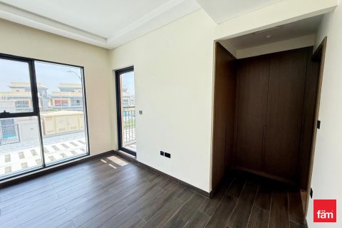Townhouse in Dubai 4 bedrooms, 144 sq.m. № 111922 - photo 13