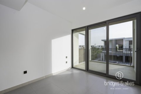 Снять в аренду виллу в Tilal Al Ghaf, Дубай: 4 спальни, 305м², № 84583 - фото 19