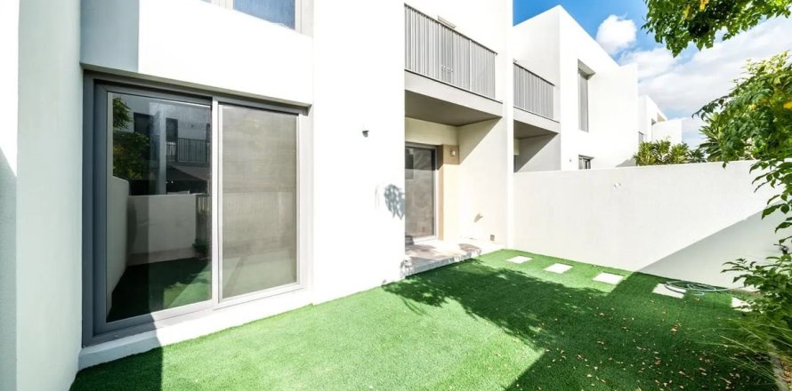 Таунхаус в Tilal Al Ghaf, Дубай, 3 спальни, 140.4м², № 55677