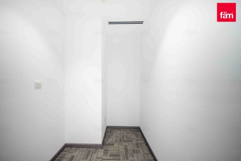 Снять в аренду офис в Sheikh Zayed Road, Дубай: 360.9м², № 55675 - фото 11