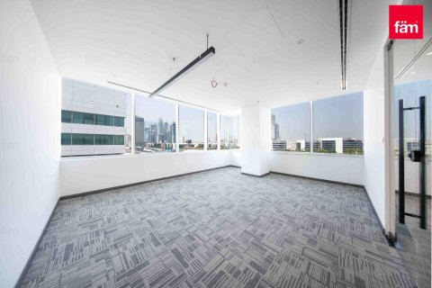 Снять в аренду офис в Sheikh Zayed Road, Дубай: 360.9м², № 55675 - фото 5