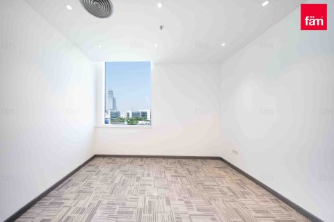 Снять в аренду офис в Sheikh Zayed Road, Дубай: 360.9м², № 55675 - фото 13