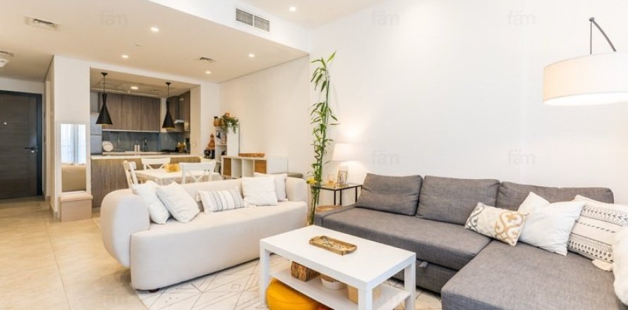Apartamento en Dubai, 1 dormitorio, 80.9 m², № 55669