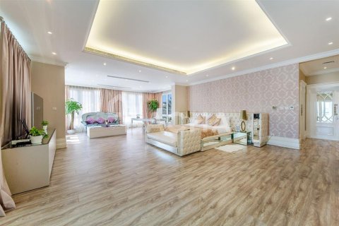 Villa en Palm Jumeirah, Dubai, 5 dormitorios, 1245.2 m², № 6854 - foto 4