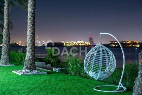 Villa en Palm Jumeirah, Dubai, 5 dormitorios, 1245.2 m², № 6854 - foto 18
