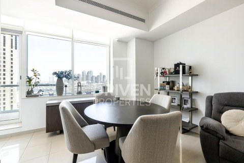 Apartment in Dubai Marina, Dubai 2 bedrooms, 112 sq.m. № 18940 - photo 2