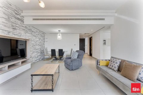 Снять в аренду таунхаус в Дубае: 3 спальни, 187.2м², № 93703 - фото 2