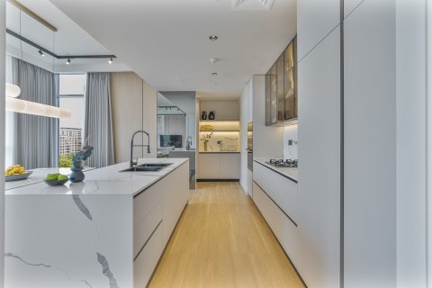 Apartment in Dubai 3 bedrooms, 198 sq.m. № 102369 - photo 11