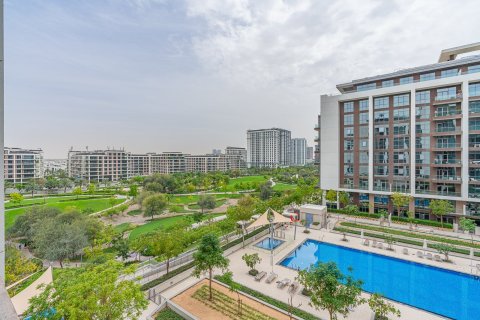 Apartment in Dubai 3 bedrooms, 198 sq.m. № 102369 - photo 2