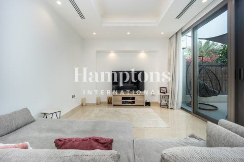 Таунхаус в Cluster 46, Jumeirah Islands, Дубай, 3 спальни, 313.919м², № 102365