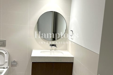 Apartment in Dubai Harbour, Dubai 2 bedrooms, 109.52984991 sq.m. № 102366 - photo 9