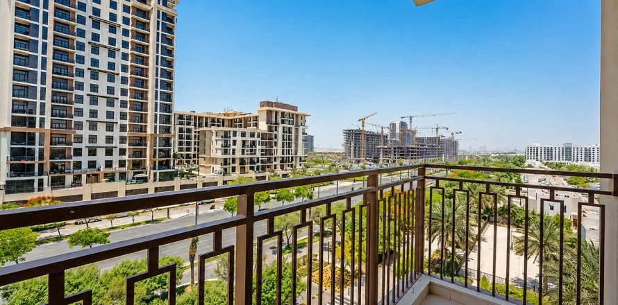 Apartment in Town Square, Dubai 3 bedrooms, 131.1 sq.m. № 114073