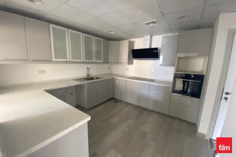 Apartment in Dubai 3 bedrooms, 178.5 sq.m. № 114072 - photo 4