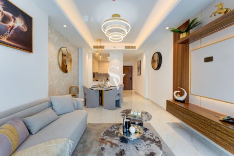 Квартира в Nadd Al Hammar, Дубай, 2 спальни, 126м², № 93176