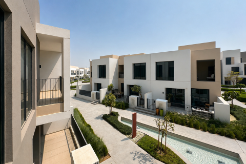 Townhouse in Arabian Ranches 3, Dubai 3 bedrooms, 214.79 sq.m. № 142235