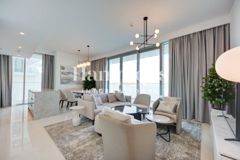 Apartment in Dubai Harbour, Dubai 2 bedrooms, 137.49644000 sq.m. № 142305 - photo 14