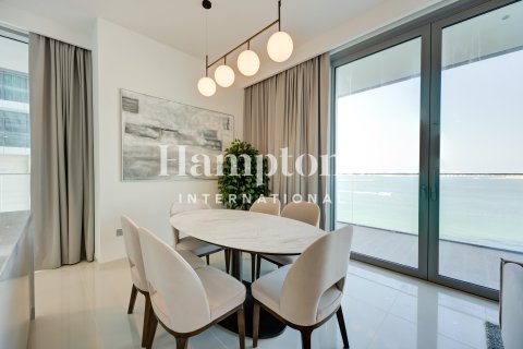 Apartment in Dubai Harbour, Dubai 2 bedrooms, 137.49644000 sq.m. № 142305 - photo 3
