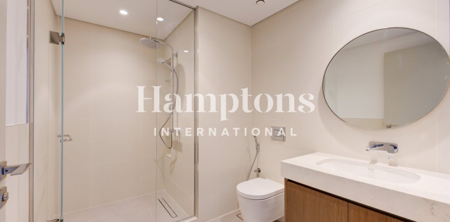 Apartment in Dubai Harbour, Dubai 2 bedrooms, 137.496 sq.m. № 142305