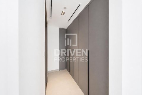 Apartment in Downtown Dubai (Downtown Burj Dubai), Dubai 2 bedrooms, 194.26 sq.m. № 142988 - photo 13