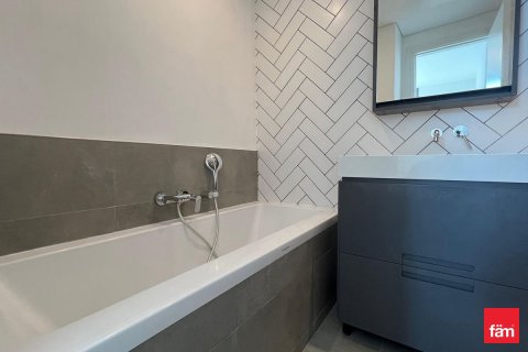 Apartment in Dubai 2 bedrooms, 145.9 sq.m. № 23909 - photo 17