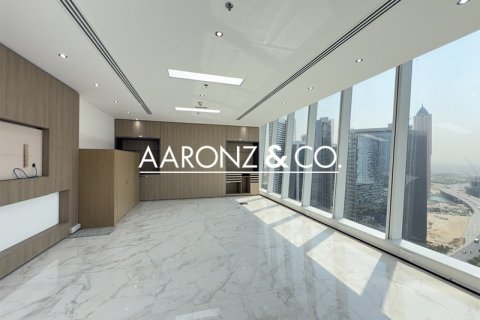 Office in Business Bay, Dubai 392.9 sq.m. № 78370 - photo 11