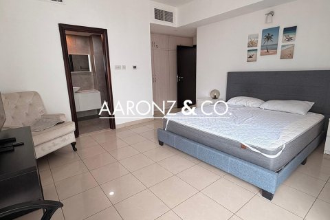 Снять в аренду квартиру в Дубай Марине, Дубай: 2 спальни, 110.1м², № 78356 - фото 6