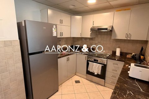 Снять в аренду квартиру в Дубай Марине, Дубай: 2 спальни, 110.1м², № 78356 - фото 8