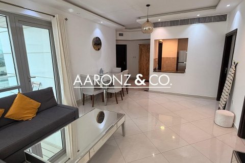 Снять в аренду квартиру в Дубай Марине, Дубай: 2 спальни, 110.1м², № 78356 - фото 1