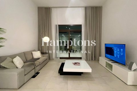 Appartement à Umm Suqeim 3, Umm Suqeim, Dubai, 1 chambre, 119.38035500 m², № 100678 - photo 12