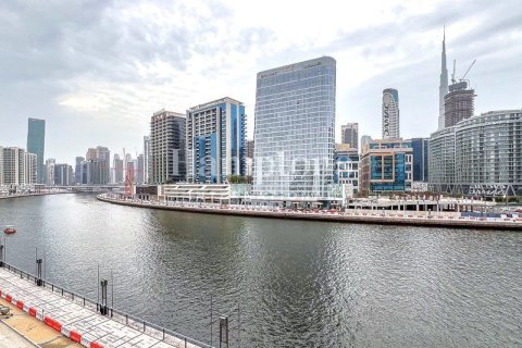 Снять в аренду квартиру в Marasi Business Bay, Бизнес-Бэй, Дубай: 2 спальни, 144.92868000м², № 100682 - фото 2