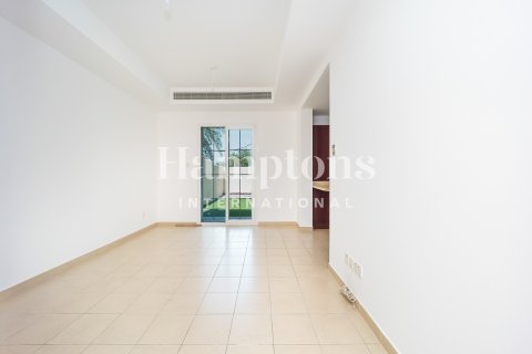 Villa à Arabian Ranches 2, Dubai, 2 chambres, 173.19999193 m², № 100679 - photo 11