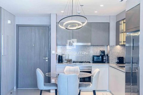 Appartement à EMAAR Beachfront, Dubai Harbour, Dubai, 2 chambres, 115 m², № 72802 - photo 8