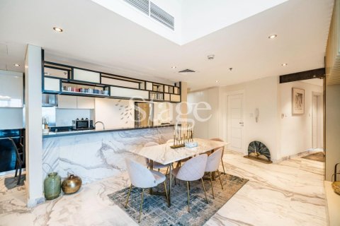 Apartment in DAMAC HEIGHTS in Dubai Marina, Dubai 3 bedrooms, 161 sq.m. № 53953 - photo 6