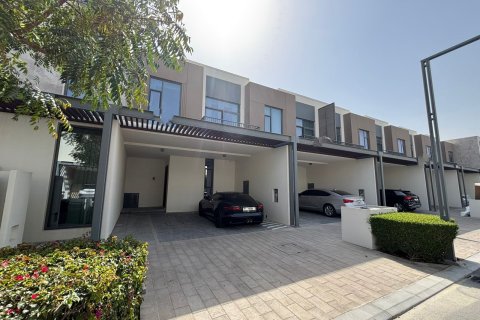 Maison de ville à Dubai, 3 chambres, 180 m², № 105716