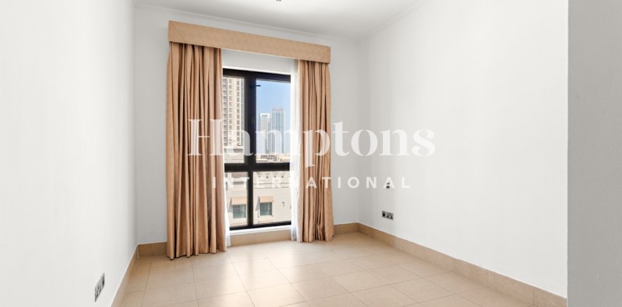 Apartment in The Old Town Island, Old Town, Dubai 3 bedrooms, 182.65 sq.m. № 69957