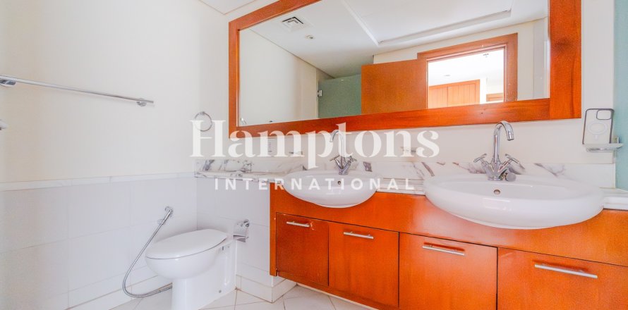 Квартира в The Views 1, The Views, Дубай, 2 спальни, 131.922м², № 69958