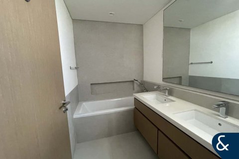 Villa in Al Furjan, Dubai 4 bedrooms, 386 sq.m. № 76421 - photo 10